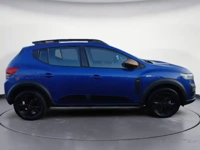 Dacia Sandero 1.0 tce 90ch stepway extreme — photo 6