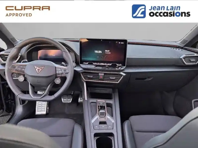 Cupra Leon sportstourer 1.5 etsi hybrid 150 ch dsg7 — photo 23