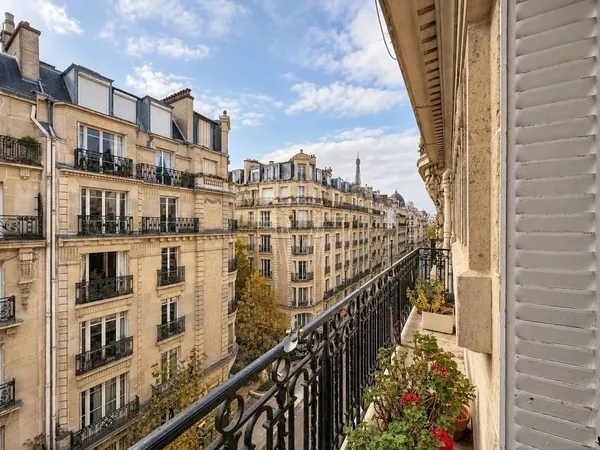 Vends t4 - 98.44 m² - Paris 15ème