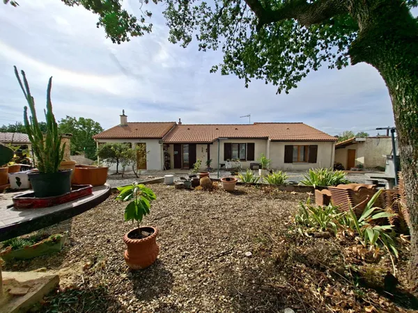 Maison 4 pièces de 128 m² avec dépendance de 29m².