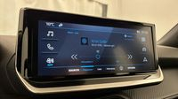 Peugeot 2008 1.2 Hybrid 145ch Style e-DCS6 — photo 18