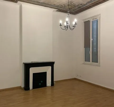 Bureaux 86 m² Toulon