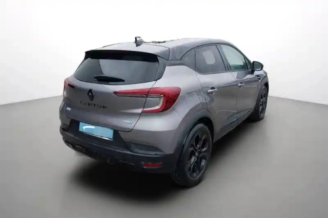 Renault Captur e-tech 145 — photo 6