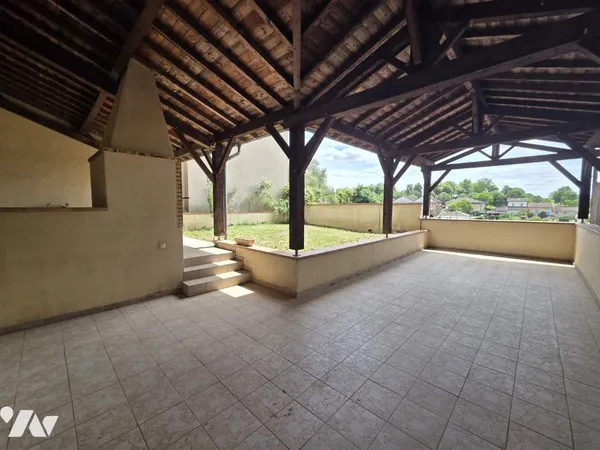 Maison 5 pièces 143 m²
