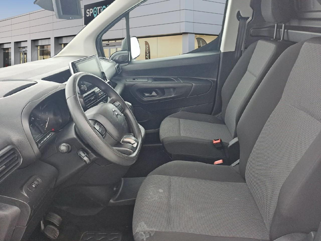 Citroën Berlingo van m 650 bluehdi 100 s&s bvm5 driver — photo 9