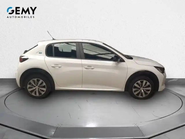Peugeot 208 electrique 50 kwh 136ch — photo 4