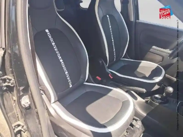 Renault Twingo e-tech electric urban night r80 achat intégral — photo 5