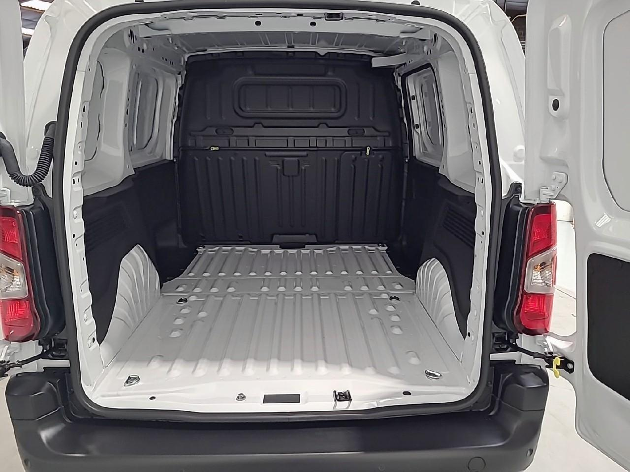 Citroën Berlingo van m diesel 100 ch manuelle — photo 14