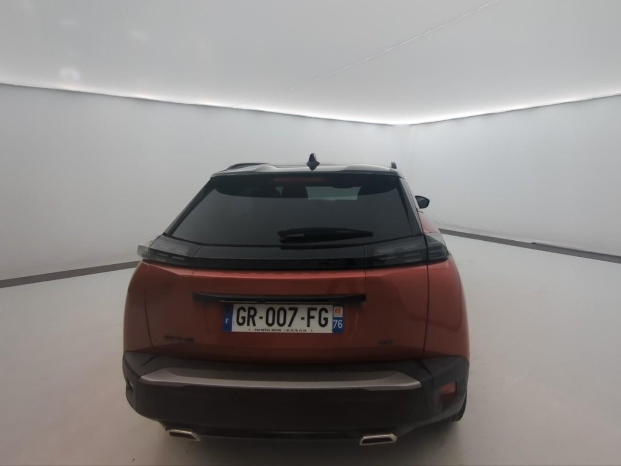 Peugeot 2008 puretech 130 s&s eat8 gt — photo 5