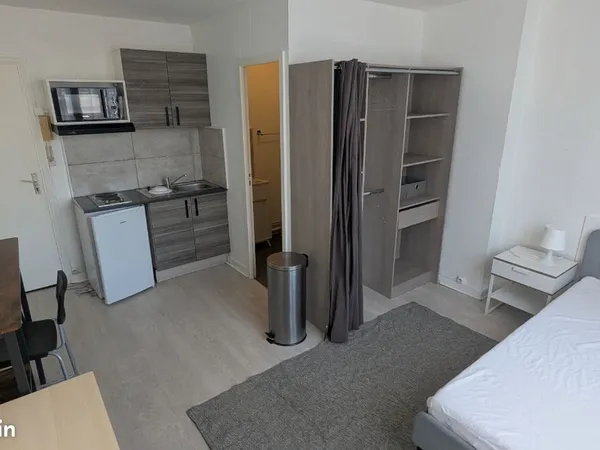 Studio 18m² place du Canada