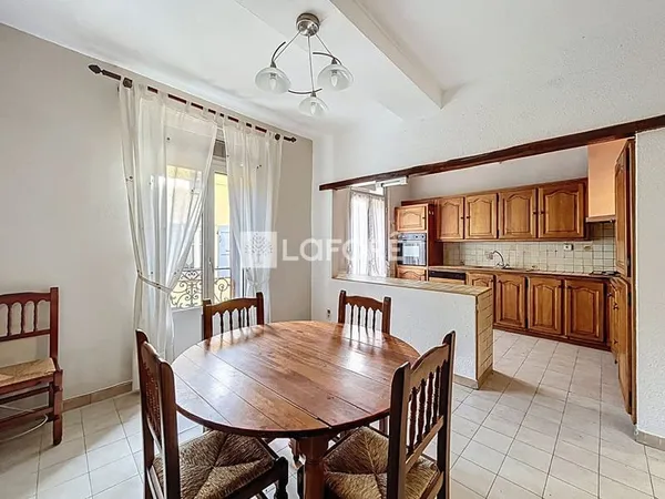 Maison de village à ILLE-SUR-TÊT, 3 chambres, et un grand garage