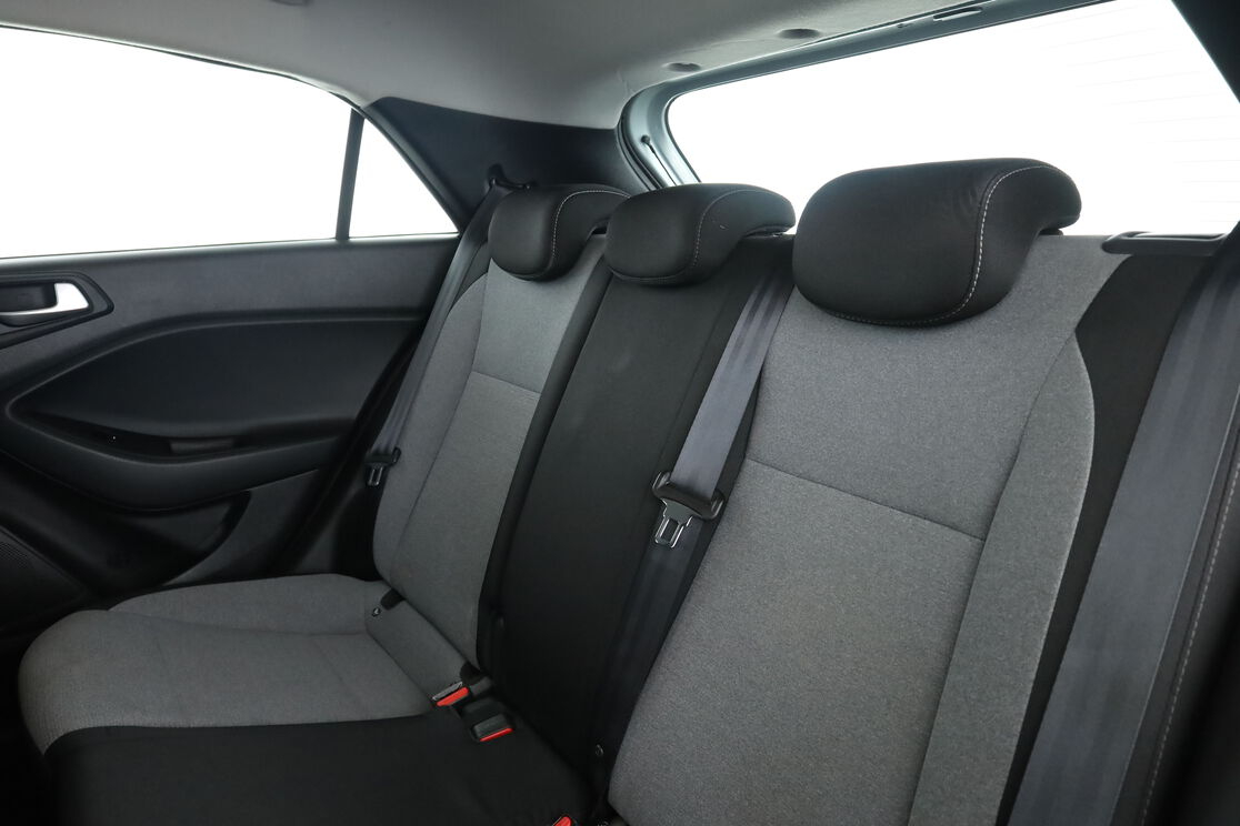 Hyundai i20 1.2 Intuitive — photo 13