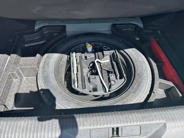 Peugeot 308 puretech 130ch s&amp;s eat8 allure pack — photo 27