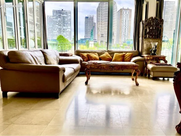 Paris 16e - 83 m² meublé autonome - Vue Seine - Location société