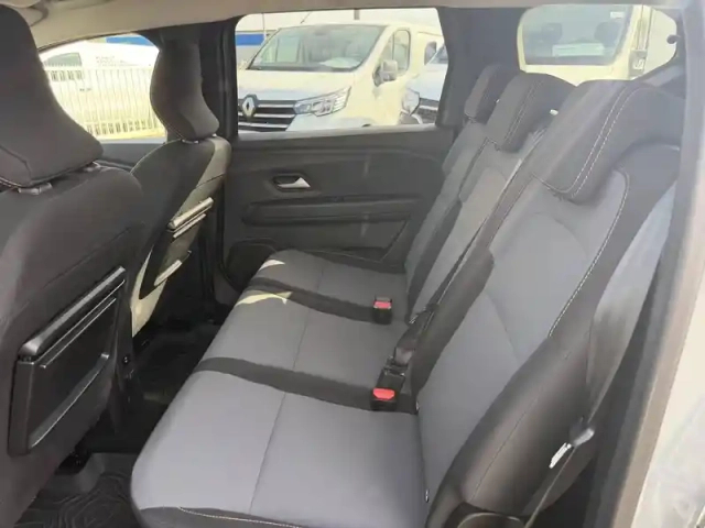 Dacia Jogger eco-g 100 7 places gsr2 — photo 12