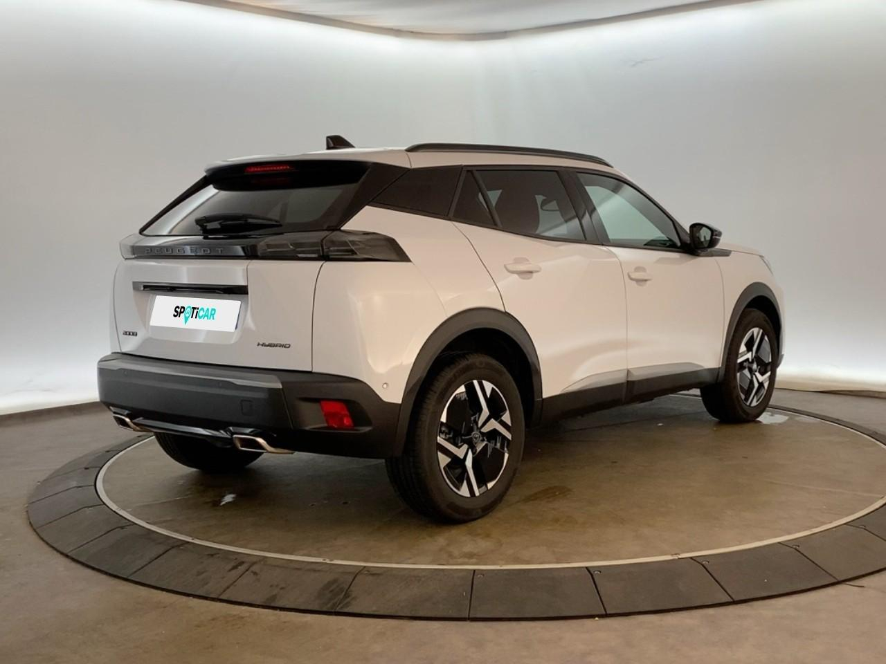 Peugeot 2008 hybrid 145 ch e-dcs6 allure — photo 7