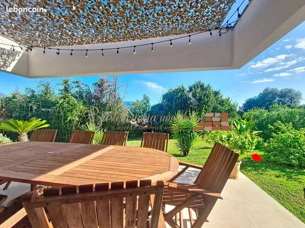 Villa 4 pièces 187 m²