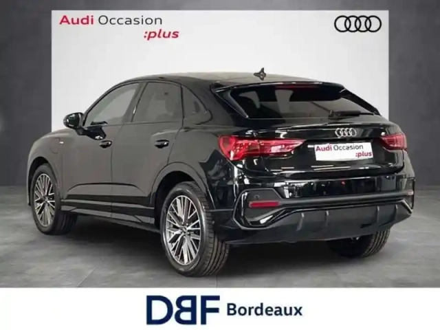 Audi Q3 45 tfsie 245 ch s tronic 6 s line — photo 3