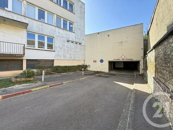 Box de stockage 16 m²