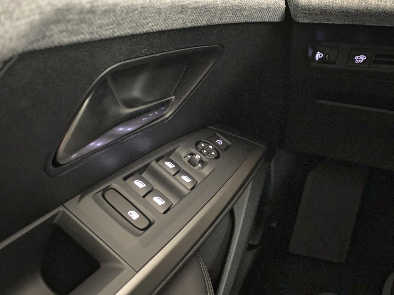 Peugeot 5008 hybrid 145 ch e-dcs6 allure — photo 20
