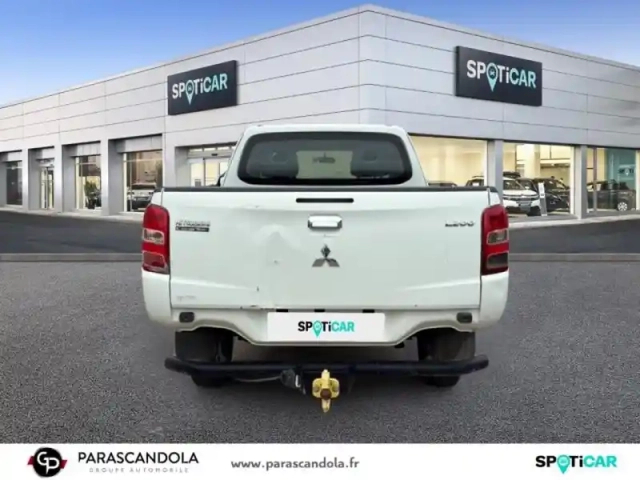 Mitsubishi L200 2.4 di-d 154ch club cab invite 2018 — photo 5
