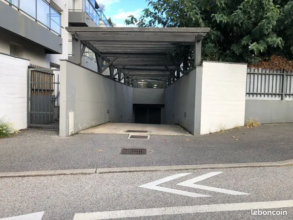 Garage fermé