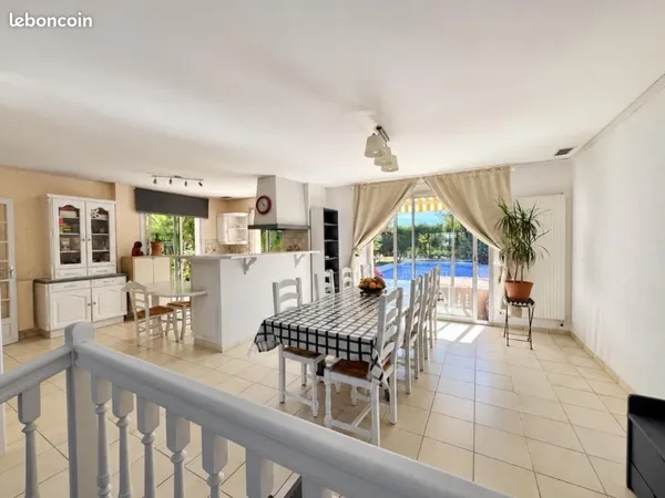 Maison 6 pièces 125 m²