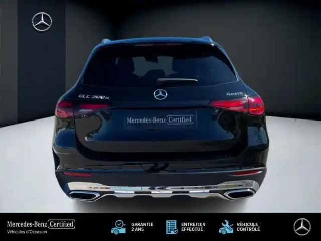Mercedes Glc 300 e hybrid eq 4matic bus — photo 4