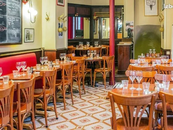Boutique 129 m² PARIS