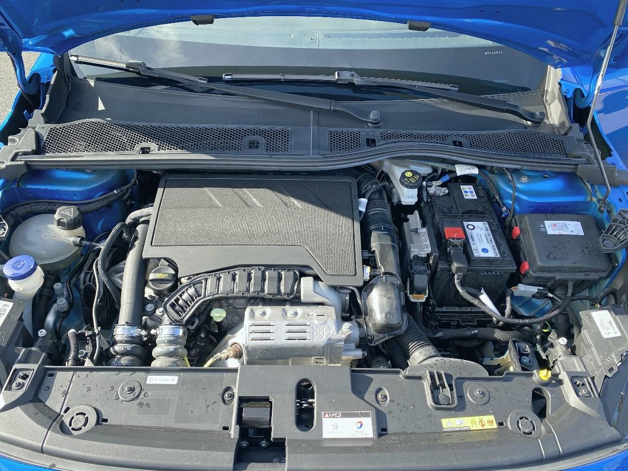 Peugeot 208 1.2 puretech 100ch s&s allure — photo 12