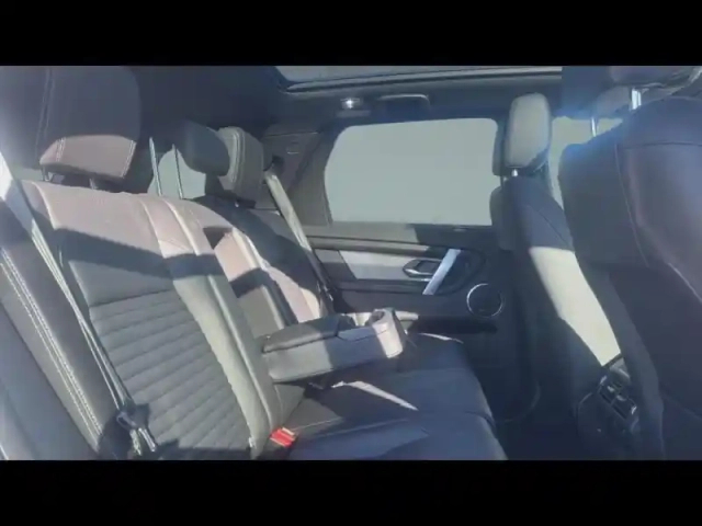Land Rover Discovery Sport p300e 309ch dynamic se — photo 12