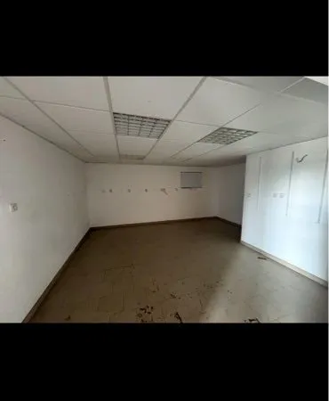 À louer entrepôt