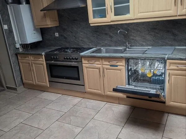 🏡 Maison à louer - 91m² - Meublée - Tourcoing