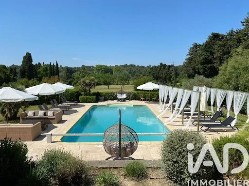 Mas provençal 13 pièces 500 m²