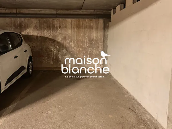 PLACE DE PARKING SECURISEE A LOUER  TALENCE