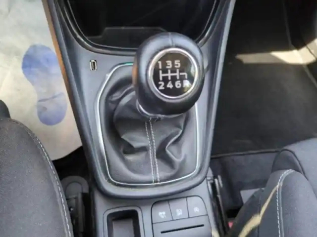 Ford Puma 1.0 flexifuel 125ch s&amp;s mhev titanium — photo 10