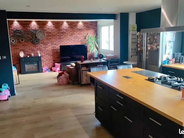 Maison familiale - jardin - proche commodités - 5 chambres possibles