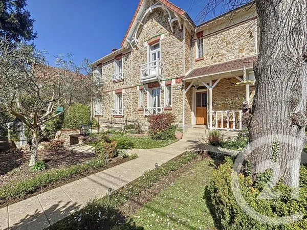 Maison 6 pièces 144 m²
