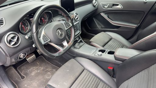 Mercedes Classe A 2.0 220 184 4Matic 7G-DCT - Inspiration – 2016 – 163477 km – Essence – Boîte Automatique — photo 43