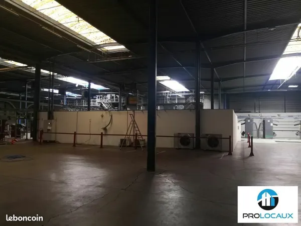 LOCAL D'ACTIVITE 1443 m² SAINT ETIENNE DU ROUVRAY