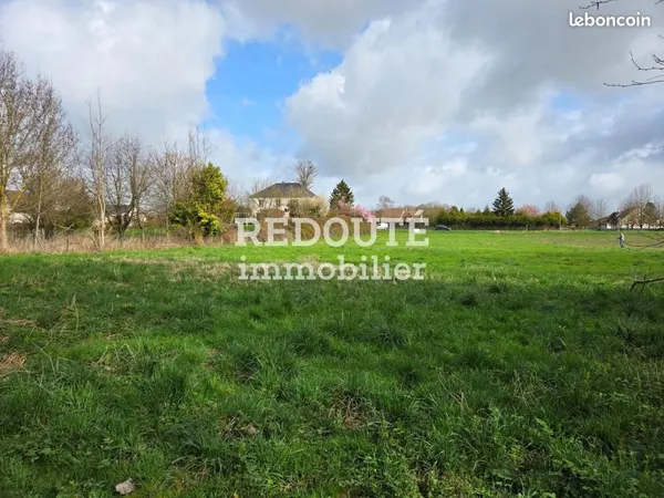 Terrain 3 955 m² Le Chatelet Sur Retourne