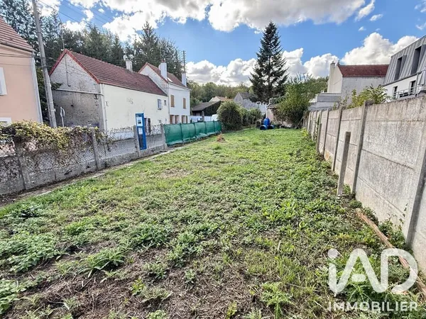 Terrain 194 m²