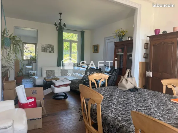 Propriété 10 pièces 231 m²
