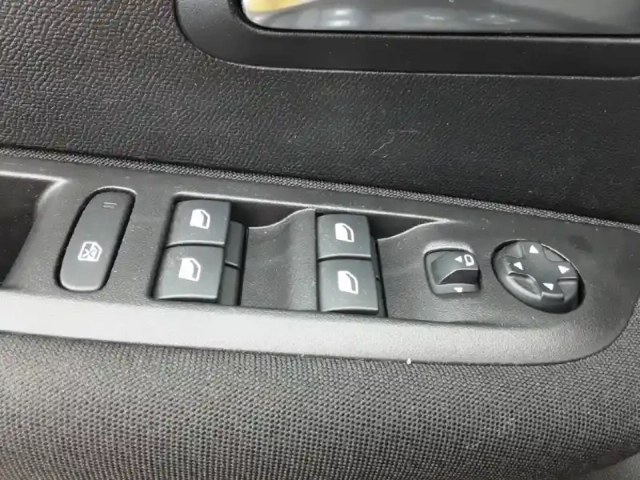Peugeot 208 bluehdi 100 s&amp;s bvm6 — photo 51