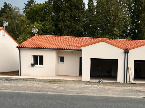 Location maison Vezins