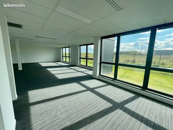 Bureau 112 m²
