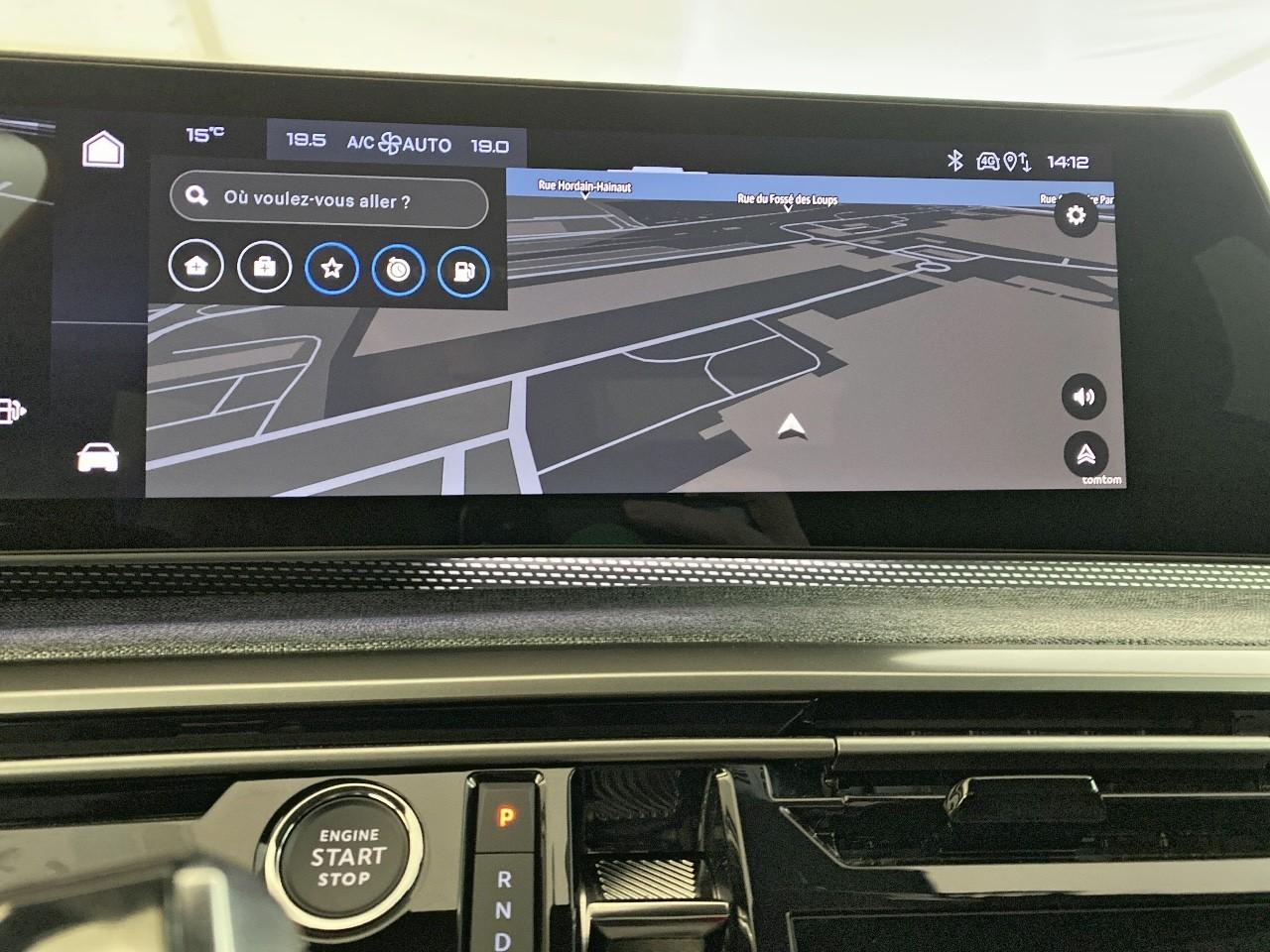Peugeot 3008 hybrid 145 e-dcs6 gt — photo 17