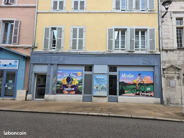 Local commercial 92 m² NANTUA