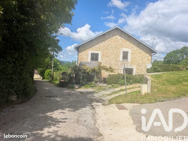 Maison 8 pièces 137 m²