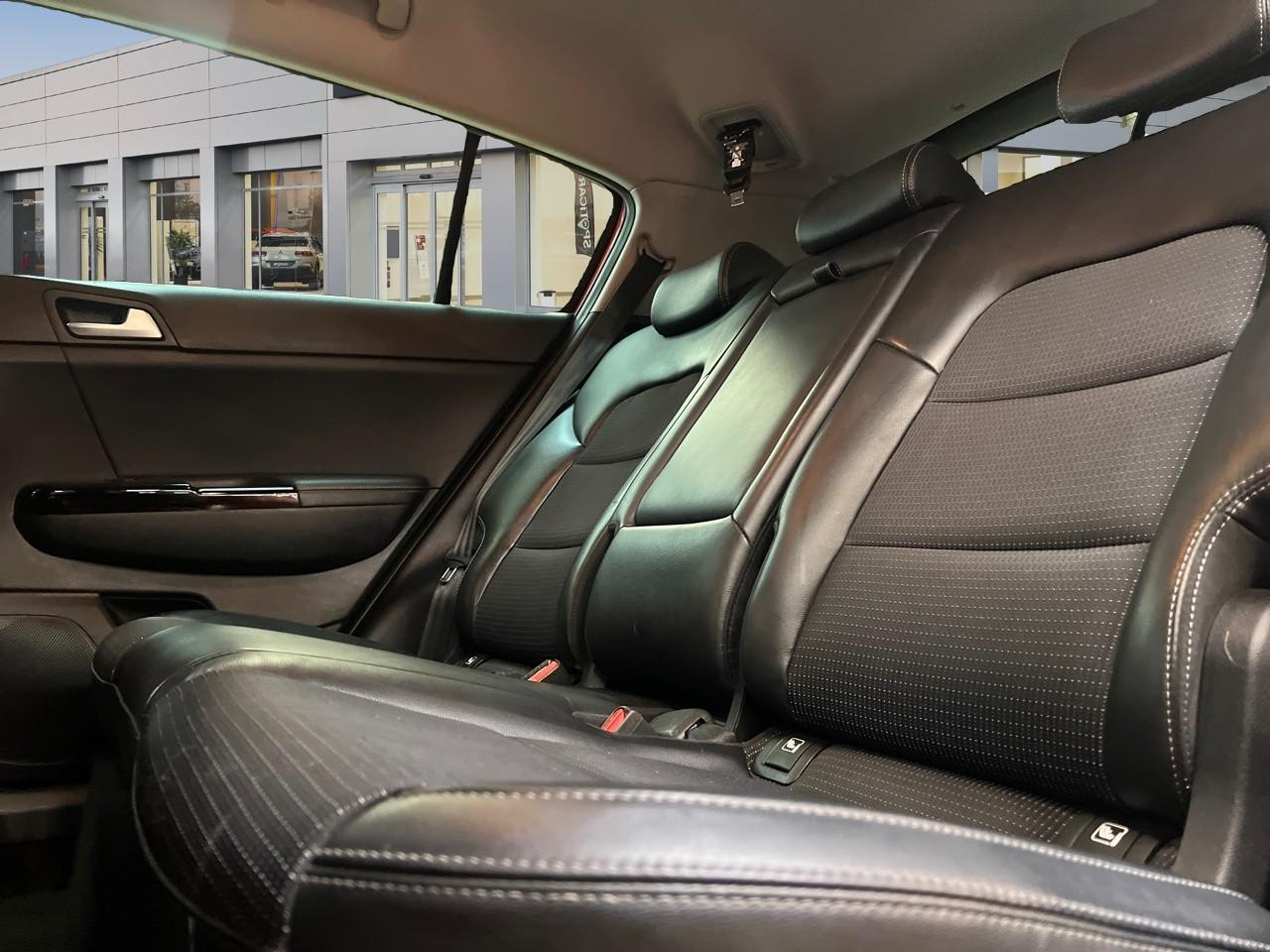 Kia Sportage 1.6 crdi 115ch isg design 4x2 — photo 10